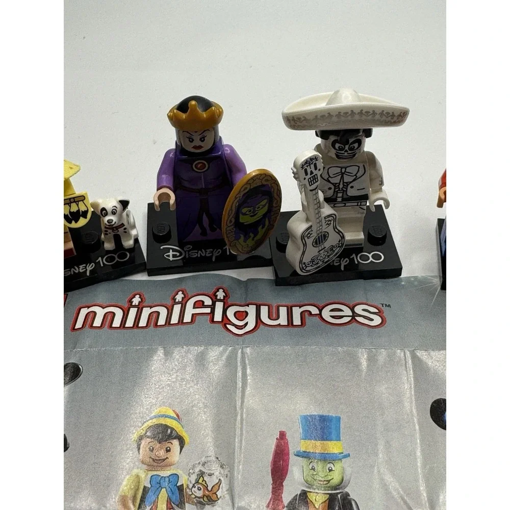 Disney 100 Lego Minifigures 8 Complete Stitch Cruella Evil Queen Coco Pocahontas